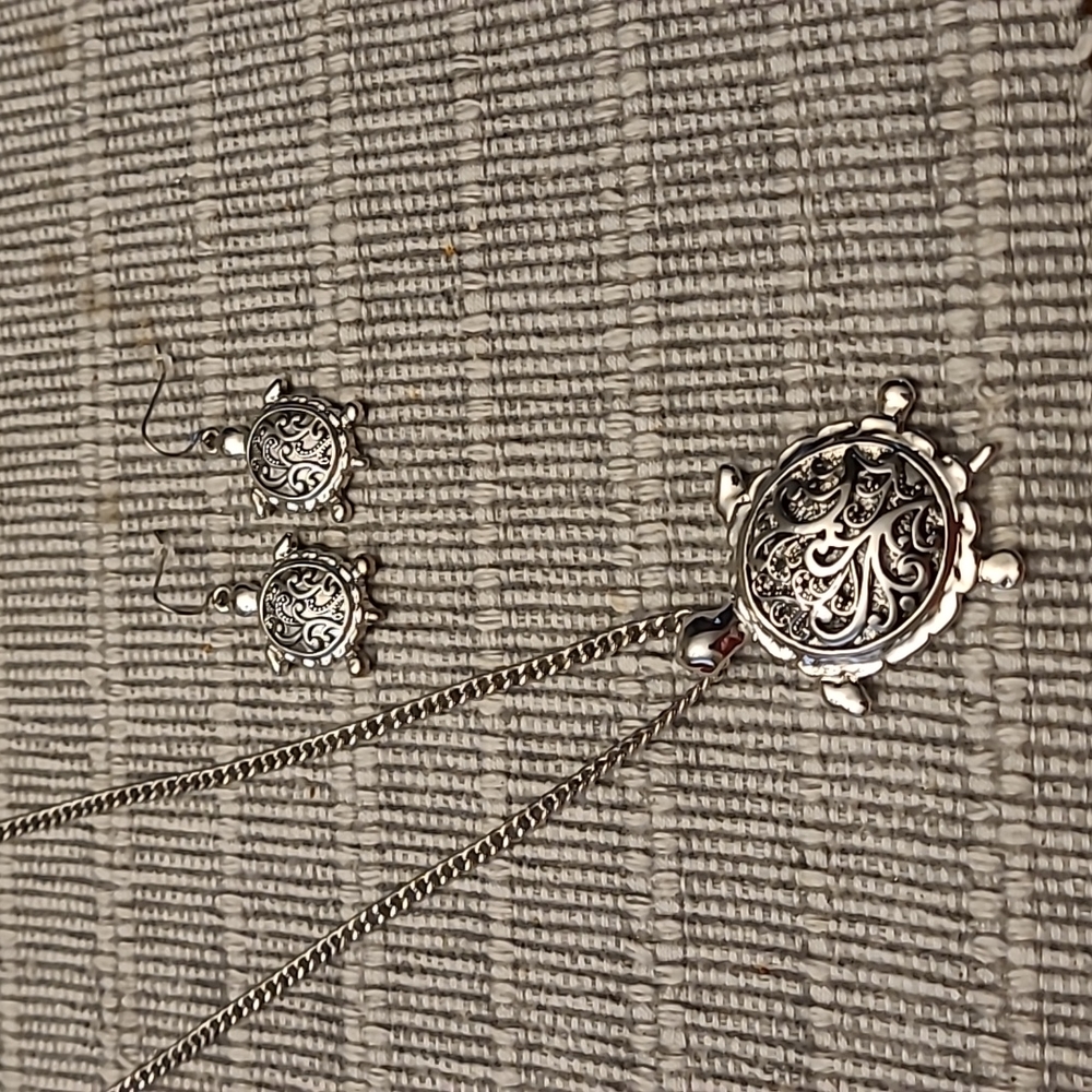 Turtle Necklace and Earrings Set